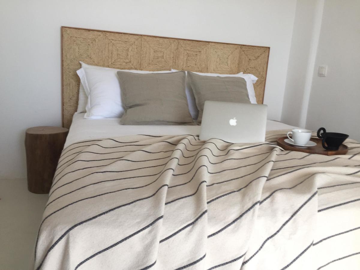 Island White Apartment Agios Georgios  ภายนอก รูปภาพ